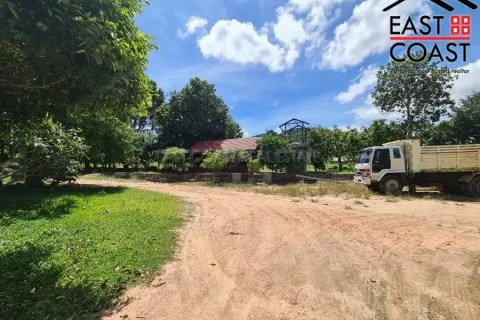 Terreno en Pattaya, Tailandia № 213901 - foto 7