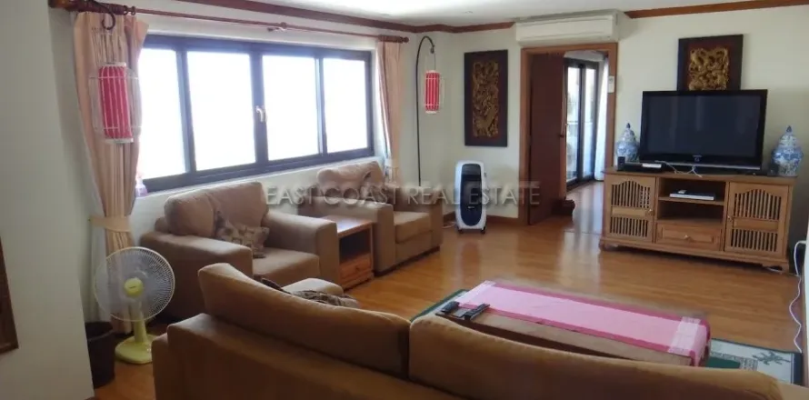 Condominio de 2 dormitorios en Pattaya, Tailandia № 213905