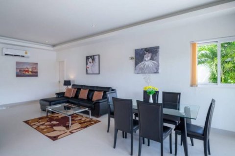 Villa in Hua Hin, Thailand 3 bedrooms № 159946 - photo 2