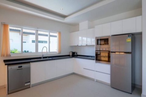 Villa in Hua Hin, Thailand 3 bedrooms № 159946 - photo 4