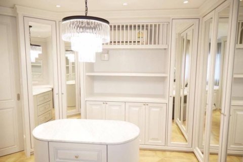 Condo in Bangkok, Thailand, 1 bedroom  № 159950 - photo 10