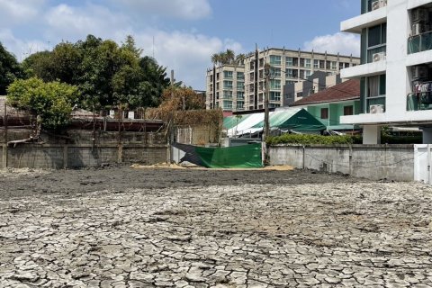 Земельный участок в Пхракханонге, Бангкок, Таиланд 784м2  № 152952 - фото 5