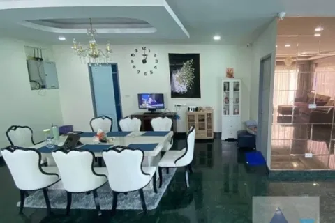 Haus in Taling Chan, Bangkok, Thailand 5 Schlafzimmer № 219146 - Foto 8