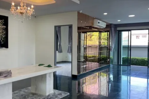 Haus in Taling Chan, Bangkok, Thailand 5 Schlafzimmer № 219146 - Foto 10