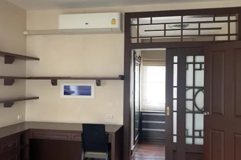 Haus in Nonthaburi, Thailand 4 Schlafzimmer № 219147 - Foto 12