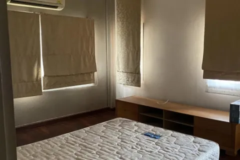 Haus in Nonthaburi, Thailand 4 Schlafzimmer № 219147 - Foto 9