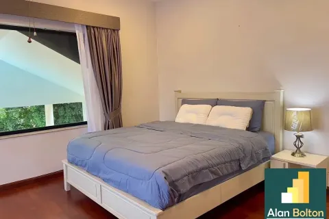 Casa de 5 dormitorios en Pattaya, Tailandia № 211183 - foto 6