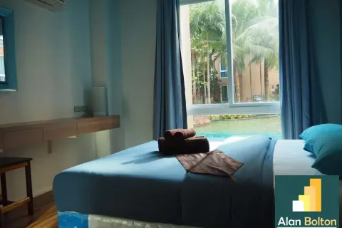 Condominio de 2 dormitorios en Jomtien Beach, Pattaya, Tailandia № 211186 - foto 3