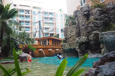 Condominio de 2 dormitorios en Jomtien Beach, Pattaya, Tailandia № 211186 - foto 29
