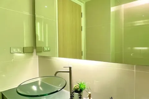Condominio de 2 dormitorios en Jomtien Beach, Pattaya, Tailandia № 211185 - foto 14
