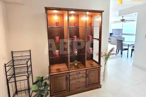 Condominio de 2 dormitorios en Pattaya, Tailandia № 210799 - foto 10