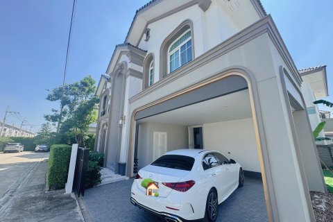 Дом в Банг Каео, Таиланд с 5 спальнями  № 161766 - фото 2