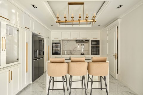 Villa in Phuket, Thailand 3 bedrooms № 161761 - photo 14