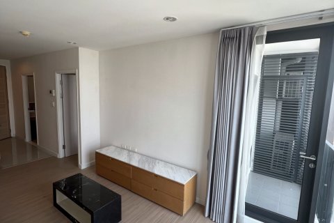 Studio in the Condo in Watthana, Bangkok, Thailand  № 158371 - photo 4