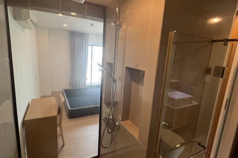 Studio in the Condo in Watthana, Bangkok, Thailand  № 158371 - photo 8