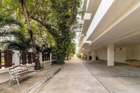 Apartment in Hua Hin, Thailand 2 bedrooms № 193406 - photo 3