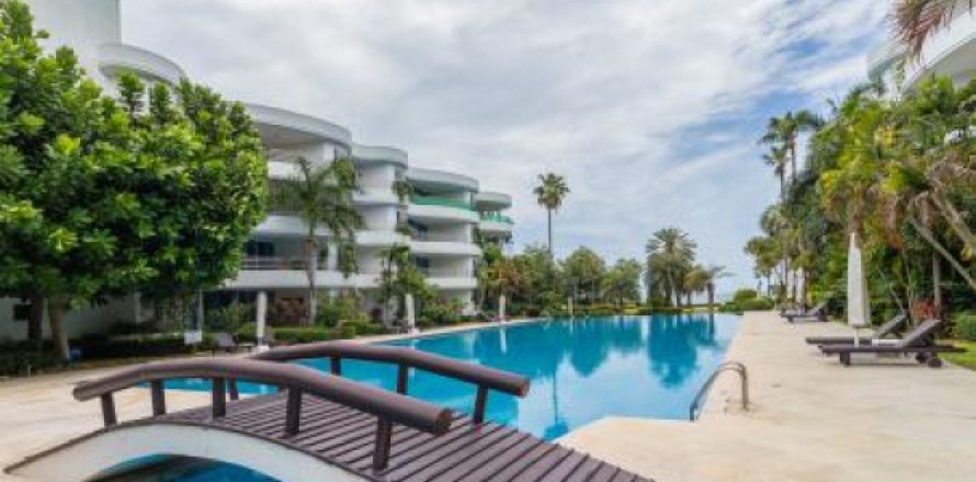 Apartment in Hua Hin, Thailand 2 bedrooms № 193408
