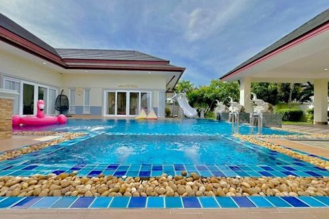 Вилла в Паттайе, Таиланд с 4 спальнями  № 148387 - фото 5