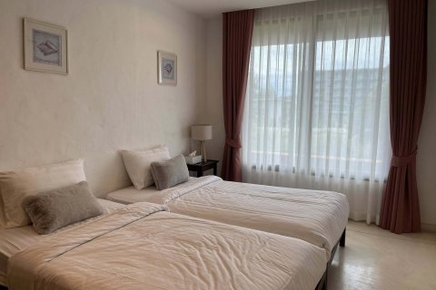 Condo in Hua Hin, Thailand, 2 bedrooms  № 148392 - photo 7