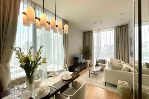 Condo à Pathum Wan, Bangkok, Thaïlande, 2 chambres  № 148386 - photo 1