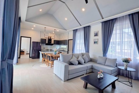 Villa in Hua Hin, Thailand 3 bedrooms № 169911 - photo 8