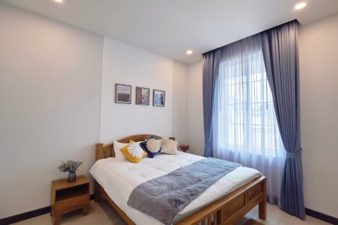 Villa in Hua Hin, Thailand 3 bedrooms № 169912 - photo 2