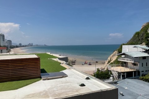 Condominio de 3 dormitorios en Hua Hin, Tailandia № 221969
