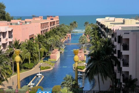 Condominio de 3 dormitorios en Hua Hin, Tailandia № 221973