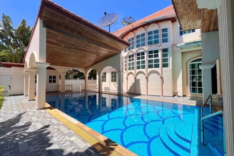 Villa in Pattaya, Thailand 4 Schlafzimmer № 222756
