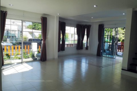 Дом в Самутпракане, Таиланд с 3 спальнями  № 153048 - фото 8