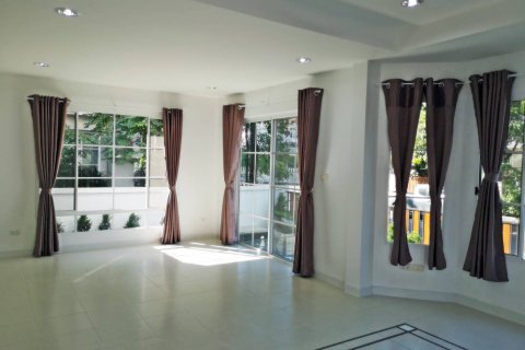 Дом в Самутпракане, Таиланд с 3 спальнями  № 153048 - фото 7