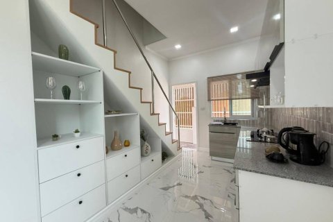 Вилла в Хуа Хине, Таиланд с 3 спальнями  № 159961 - фото 6