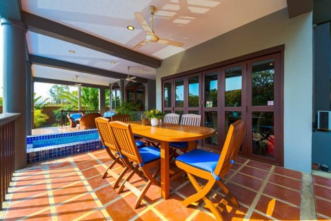 Вилла в Хуа Хине, Таиланд с 5 спальнями  № 159962 - фото 9