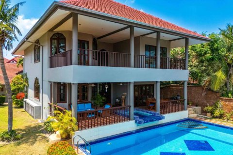Вилла в Хуа Хине, Таиланд с 5 спальнями  № 159962 - фото 5