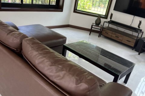 Вилла в Хуа Хине, Таиланд с 3 спальнями № 159964 - фото 4