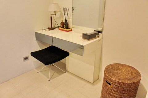 House in Bangkok, Thailand 4 bedrooms № 180981 - photo 8
