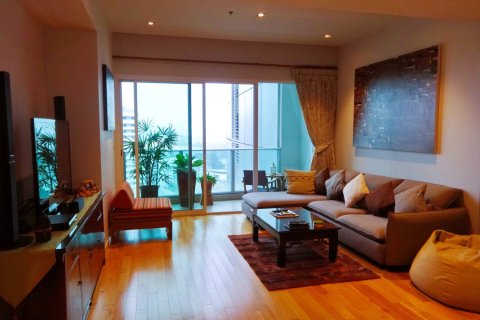 Condo in Bangkok, Thailand, 3 bedrooms  № 180976
