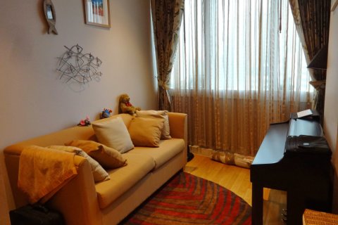 Condo in Bangkok, Thailand, 3 bedrooms  № 180976 - photo 4