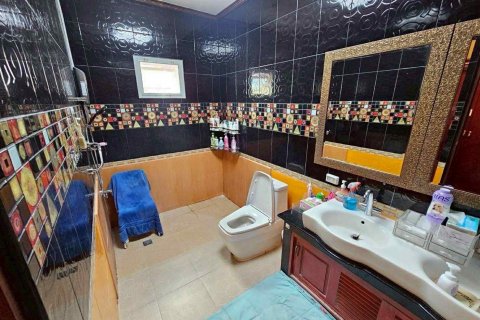 Villa in Pattaya, Thailand 5 bedrooms № 138617 - photo 5