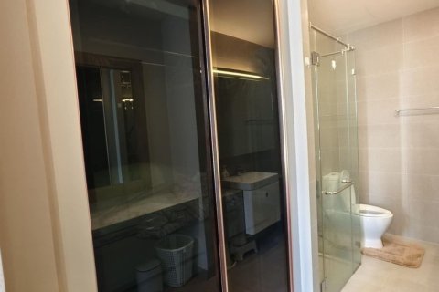 Studio in the Condo in Pathum Wan, Bangkok, Thailand  № 159037 - photo 9