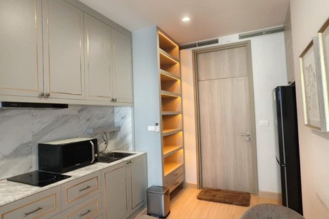 Studio in the Condo in Pathum Wan, Bangkok, Thailand  № 159037 - photo 11