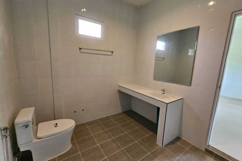 House in Hua Hin, Thailand 3 bedrooms № 159040 - photo 12
