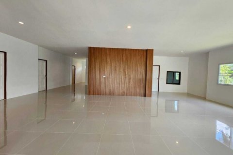 House in Hua Hin, Thailand 3 bedrooms № 159040 - photo 2