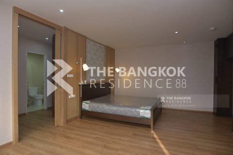 Condo à Bangkok, Thaïlande, 3 chambres  № 186055 - photo 4