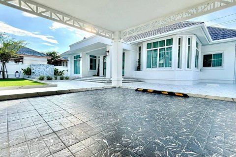 Villa à Pattaya, Thaïlande 3 chambres № 145110 - photo 17