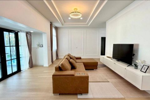 Villa à Pattaya, Thaïlande 3 chambres № 145110 - photo 2