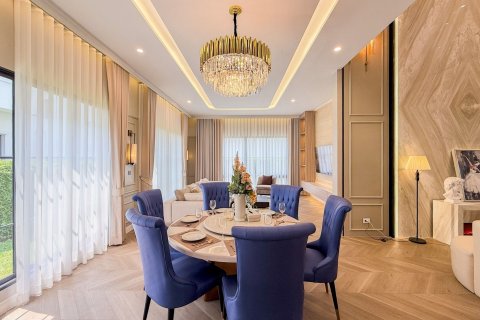 Maison à Bang Kapi, Bangkok, Thaïlande 4 chambres № 167287 - photo 9