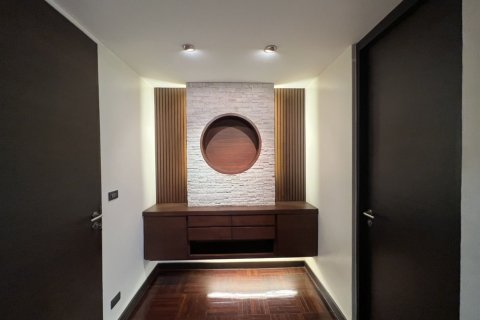 Кондоминиум с 4 спальнями в Клонг Тоэй, Бангкок, Таиланд № 167284 - фото 23