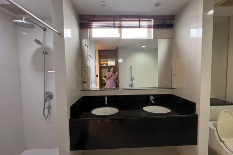 Кондоминиум с 4 спальнями в Клонг Тоэй, Бангкок, Таиланд № 167284 - фото 27