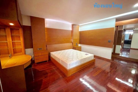 Кондоминиум с 4 спальнями в Клонг Тоэй, Бангкок, Таиланд № 167284 - фото 11